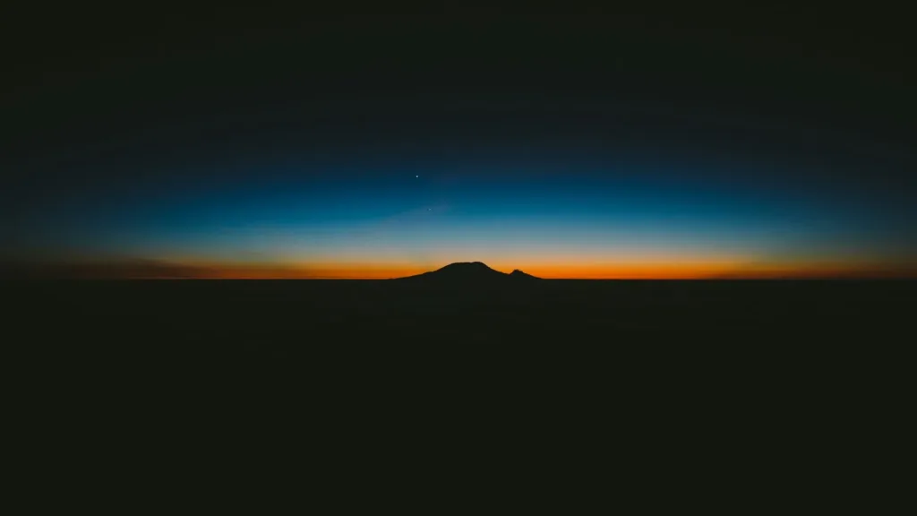 silhouette-of-mountain